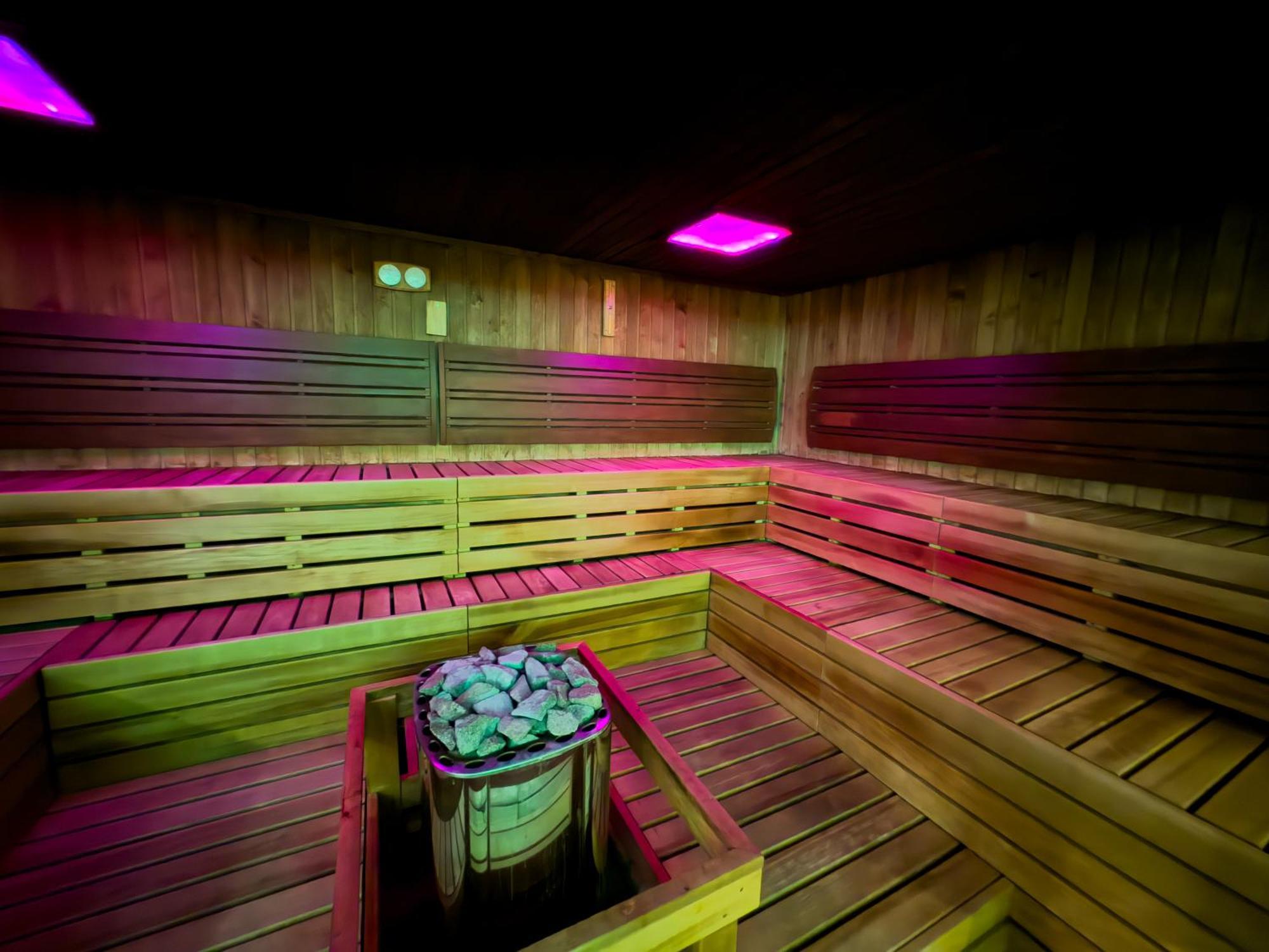Hotel Aurora Miskolc Dış mekan fotoğraf