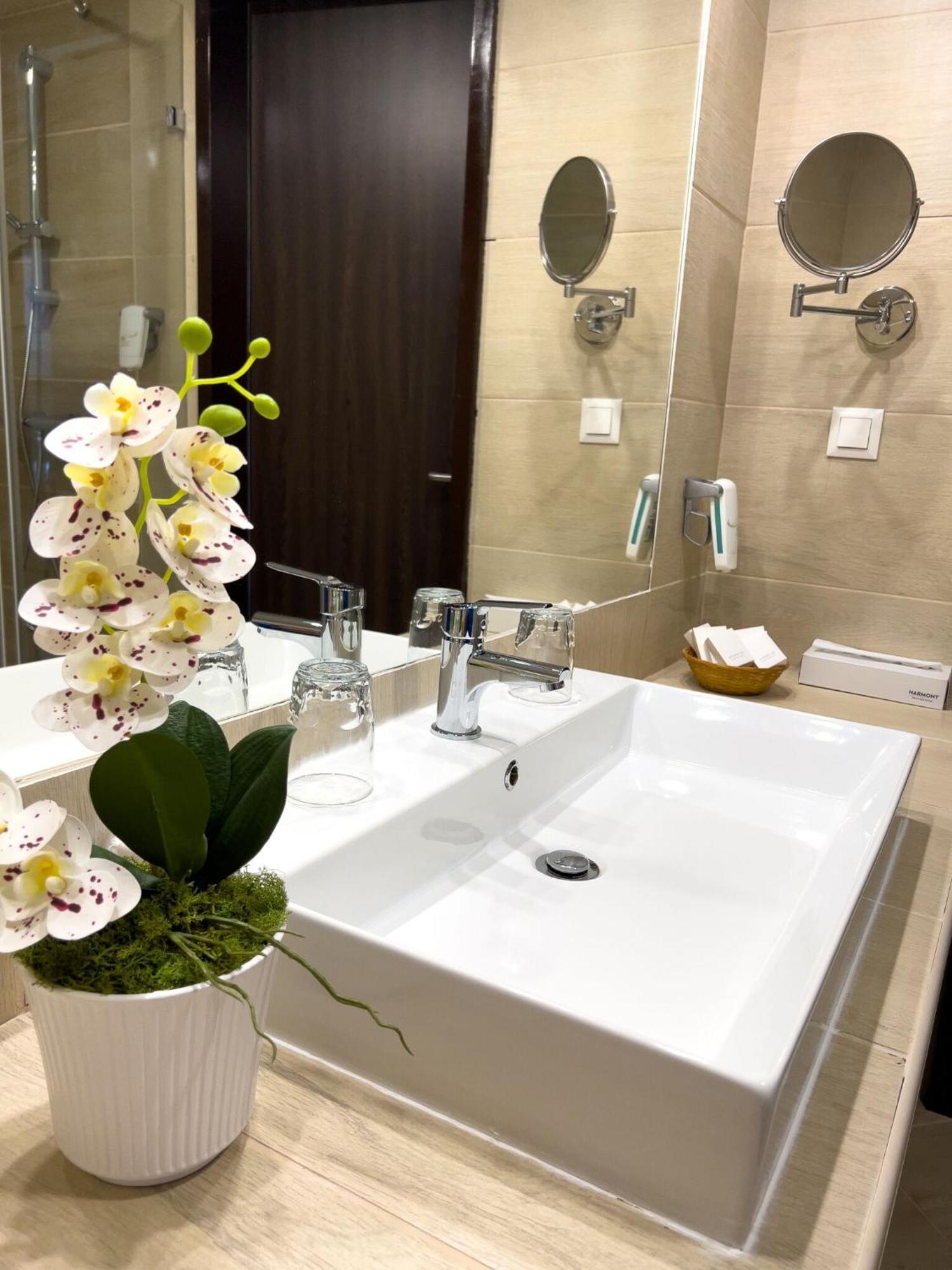 Hotel Aurora Miskolc Dış mekan fotoğraf