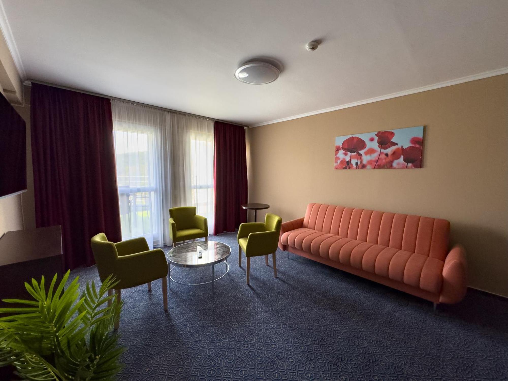 Hotel Aurora Miskolc Dış mekan fotoğraf