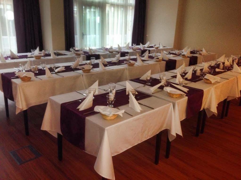 Hotel Aurora Miskolc Dış mekan fotoğraf